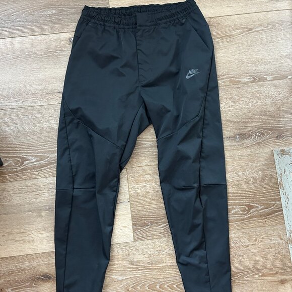 Nike Men’s Club Woven Tapered Pants Black Size M – Preowned, Great Condition - Picture 1 of 7